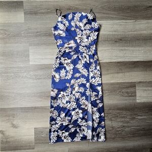 Beautiful Floral Maxi Dress – Size Small
